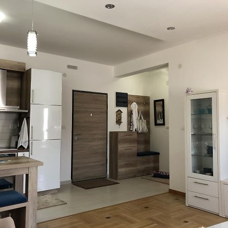 Apartman Dajana Ulcinj Exterior foto