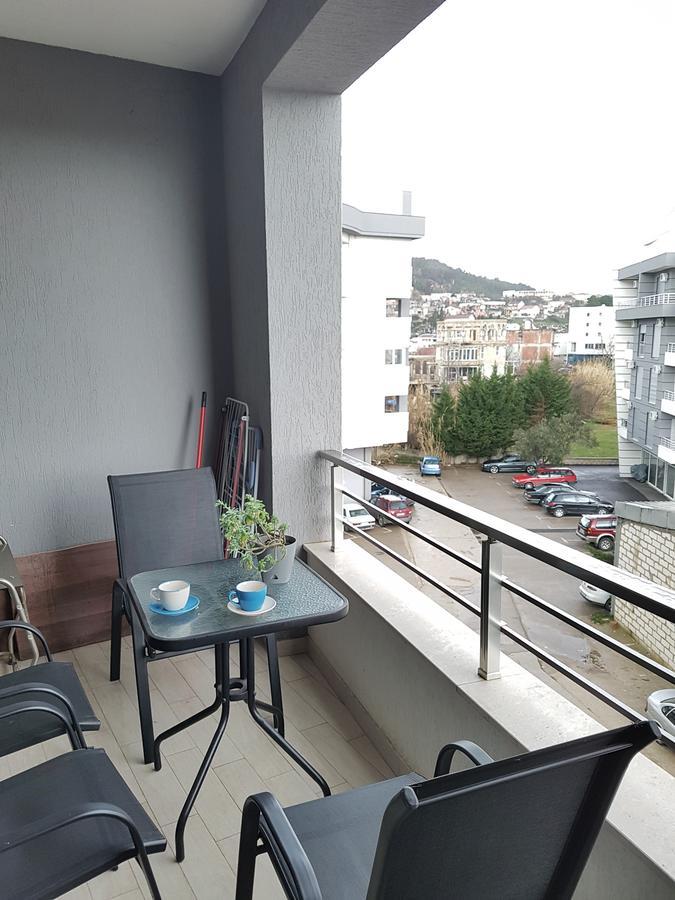 Apartman Dajana Ulcinj Exterior foto